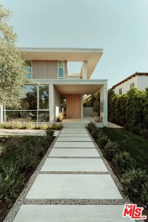 634 Moreno Avenue, Los Angeles, CA 90049 - Image #2