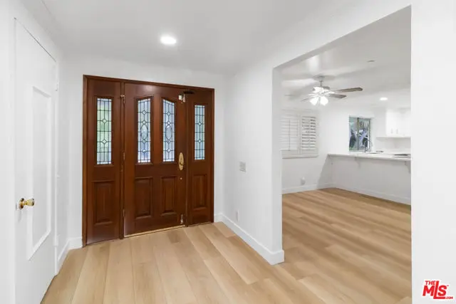 975 Valley Vista Drive, Camarillo, CA 93010 - Image #1