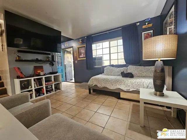 635 E Matchwood Place, Azusa, CA 91702 - Image #2