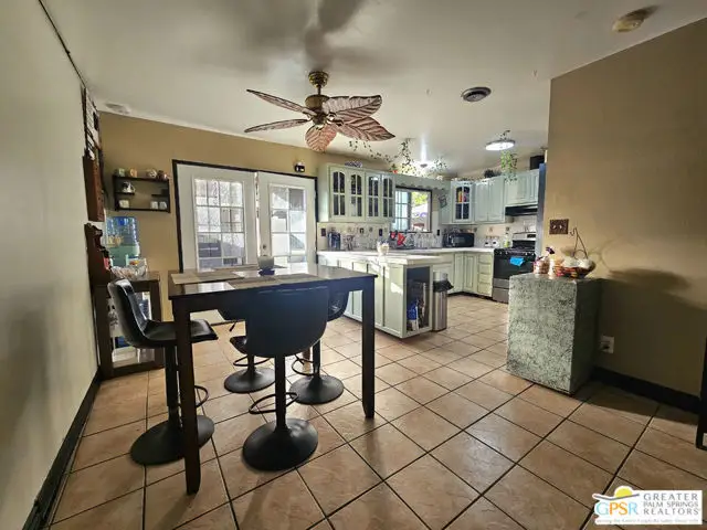 635 E Matchwood Place, Azusa, CA 91702 - Image #3