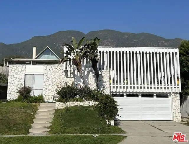 18137 Wakecrest Drive, Malibu, CA 90265 - Image #1