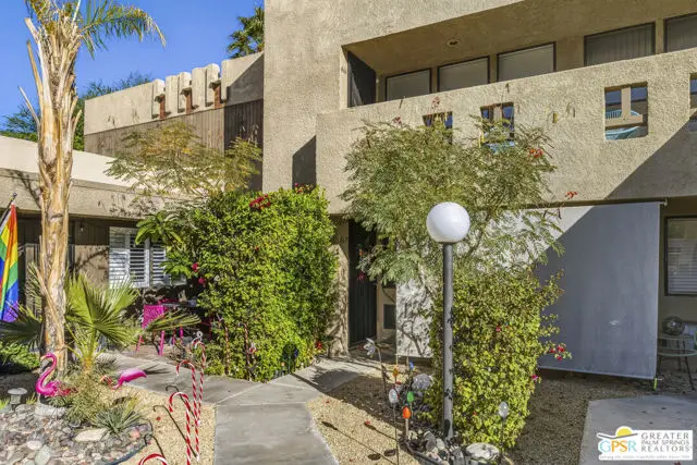 460 Bradshaw Lane #18, Palm Springs, CA 92262 - #2