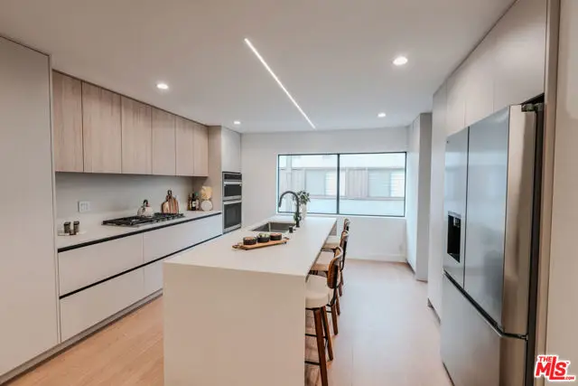 4622 Glencoe Avenue #4, Marina Del Rey, CA 90292 - Image #1