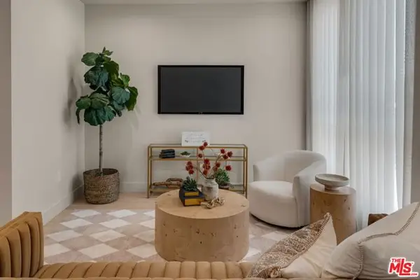 117 Plymouth Street, Inglewood, CA 90302