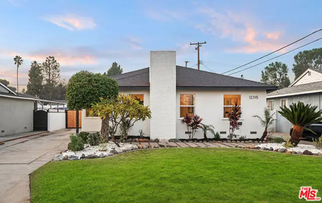 12315 Norlain Avenue, Downey, CA 90242 - Image #1