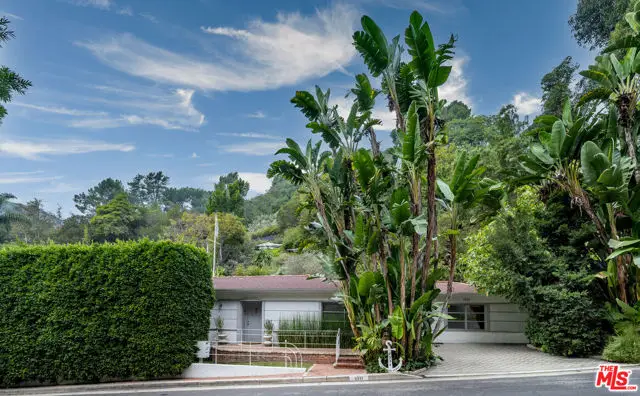 2331 Outpost Drive, Los Angeles, CA 90068 - Image #2