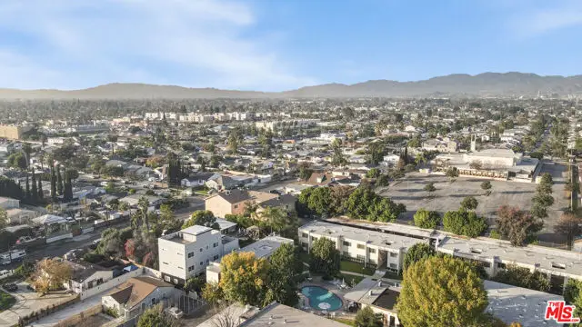 11813 Runnymede #47, North Hollywood, CA 91605 - Image #2