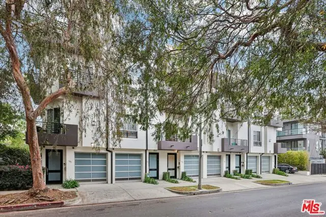 438 Arnaz Drive #103, Los Angeles, CA 90048 - Image #2