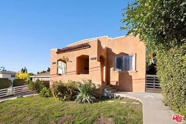 2243 India Street, Los Angeles, CA 90039 - Image #1