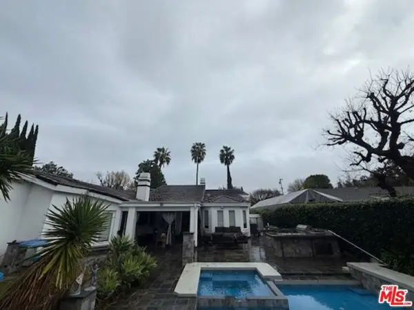 5907 Oakdale Avenue, Woodland Hills (los Angeles), CA 91367