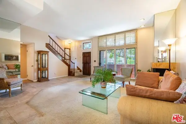 802 3rd Street #B, Santa Monica, CA 90403