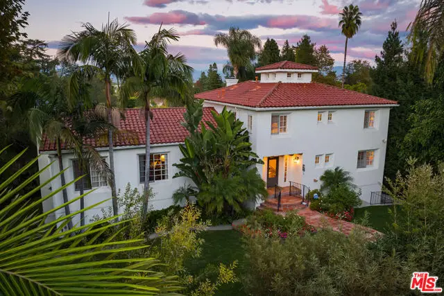 14285 Valley Vista Boulevard, Sherman Oaks, CA 91423 - #3