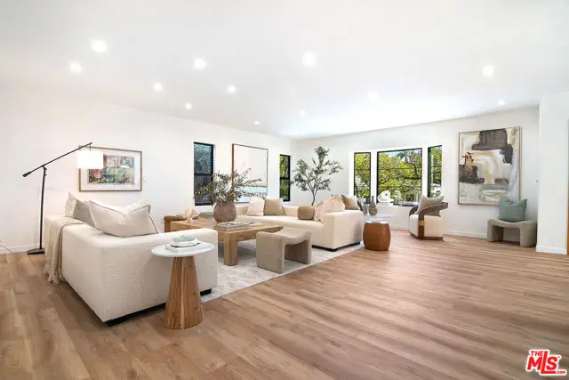 2201 Hillsboro Avenue, Los Angeles, CA 90034 - #2