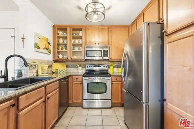 1035 La Terraza Circle #103, Corona, CA 92879 - #3