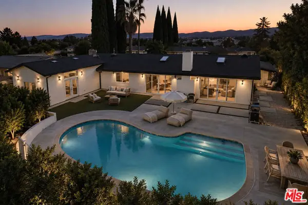 20877 Kelvin Place, Woodland Hills (los Angeles), CA 91367