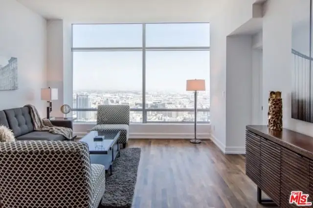 900 W Olympic Boulevard #39E, Los Angeles, CA 90015 - #2