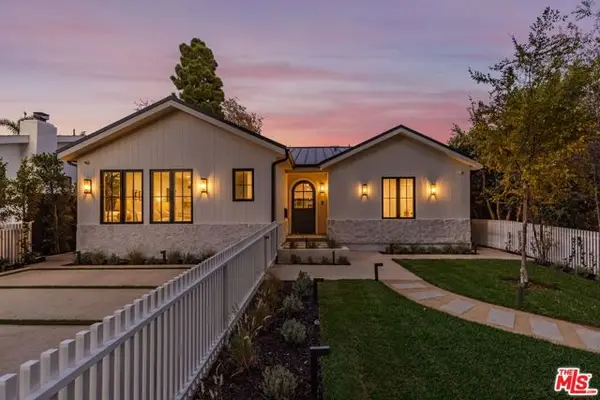 308 N Bowling Green Way, Los Angeles, CA 90049