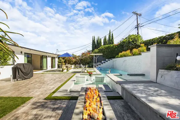 5818 W 78th Place, Los Angeles, CA 90045