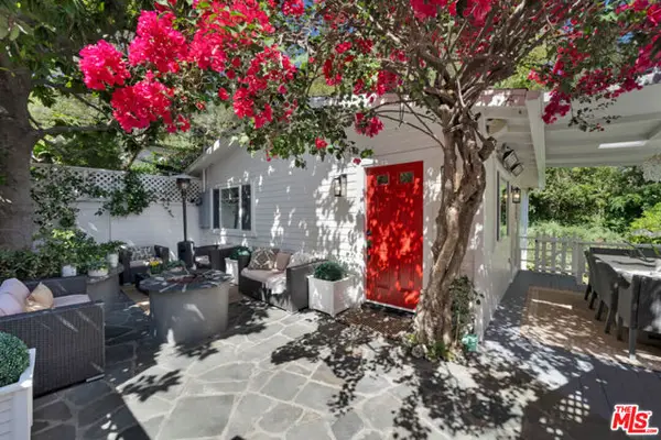 10431 Scenario Lane, Los Angeles, CA 90077