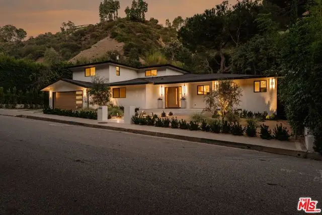1902 Roscomare Road, Los Angeles, CA 90077 - #1