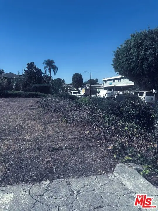 1422 W 104th Street, Los Angeles, CA 90047 - #3