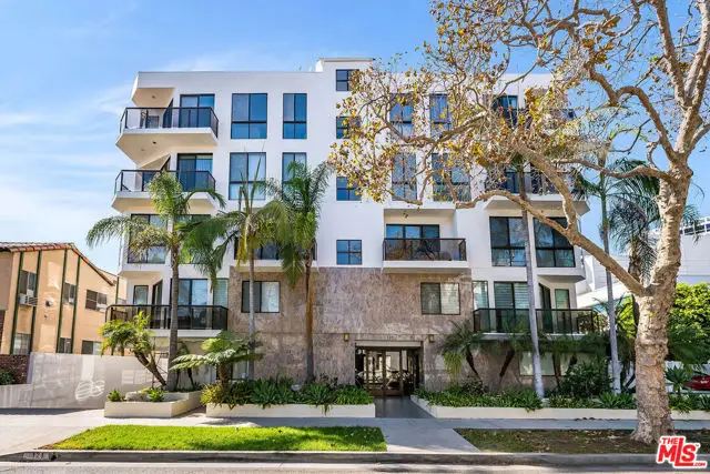 121 S Canon Drive #202, Beverly Hills, CA 90212 - #2