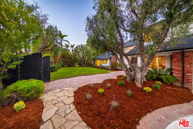 17429 Tarzana Street, Encino, CA 91316 - #3