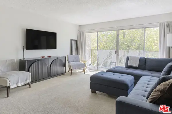 6771 Springpark Avenue #102A, Los Angeles, CA 90056