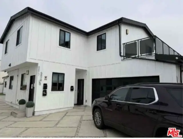 5819 Cleon Avenue, North Hollywood, CA 91601 - #2