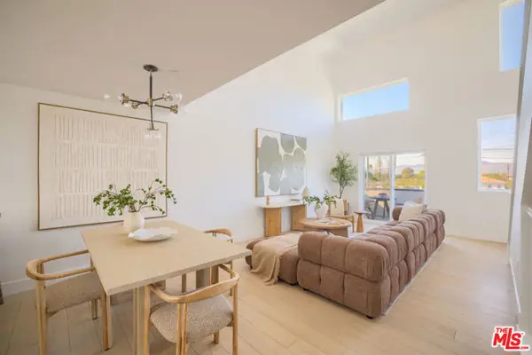 11214 Victory Boulevard #6, North Hollywood (los Angeles), CA 91606