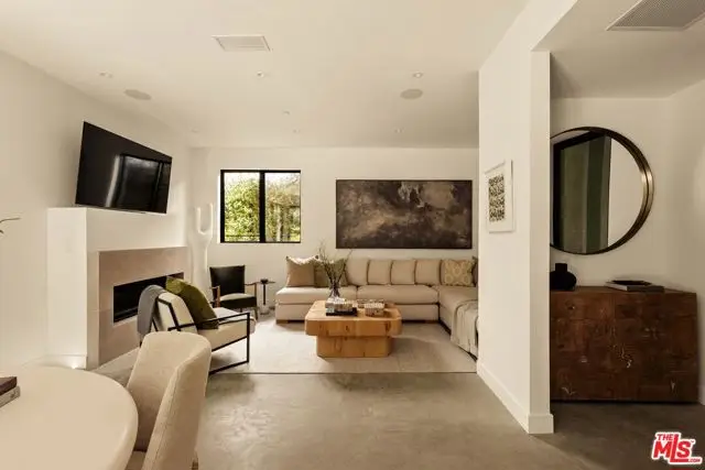 929 Hilldale Avenue, West Hollywood, CA 90069 - #2