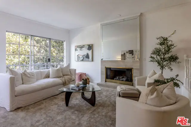 10960 Wellworth Avenue #201, Los Angeles, CA 90024 - #3