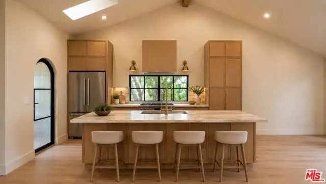 14655 Morrison Street, Sherman Oaks, CA 91403 - #2