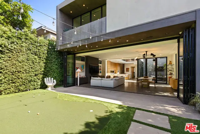 626 Woodlawn Avenue, Venice, CA 90291 - #2