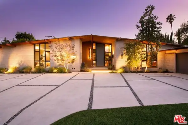 17340 Clark Street, Encino (los Angeles), CA 91316