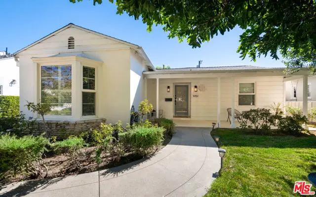 11752 Hartsook Street, Valley Village, CA 91607 - #1