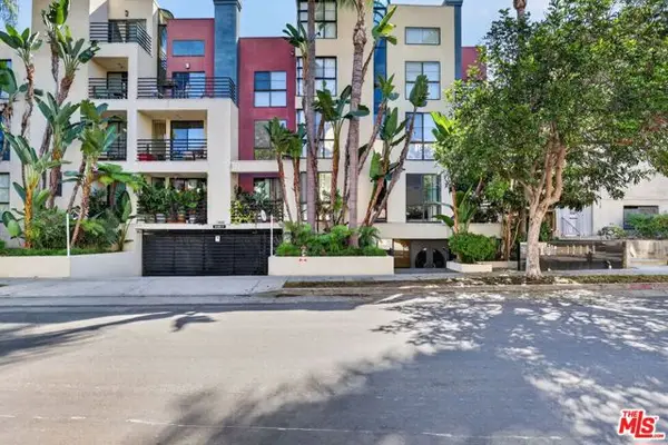 12000 Goshen Avenue #103, Los Angeles, CA 90049