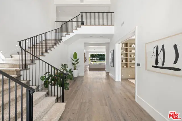 807 Cinthia Street, Beverly Hills, CA 90210 - #3