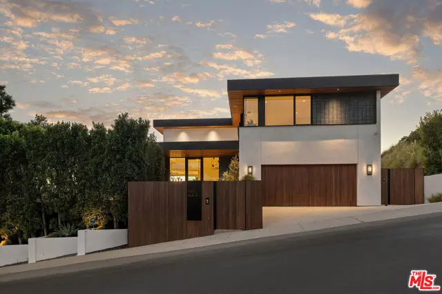 2261 Hercules Drive, Los Angeles, CA 90046 - #3