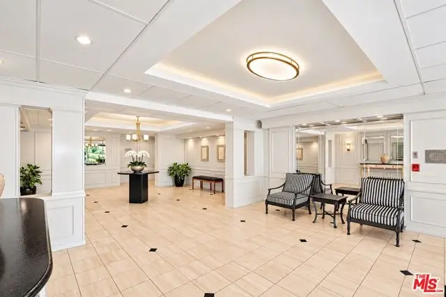 906 N Doheny Drive #315, West Hollywood, CA 90069 - #2