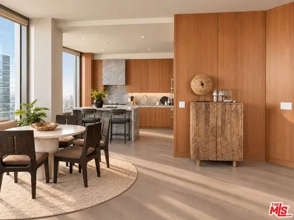 211 W Elm Court #4A, Los Angeles, CA 90067