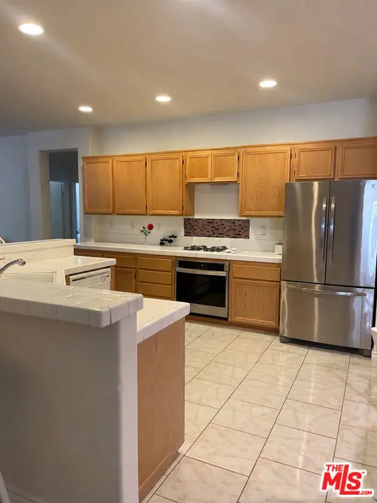 3759 Saddleback Drive, Palmdale, CA 93550 - #3