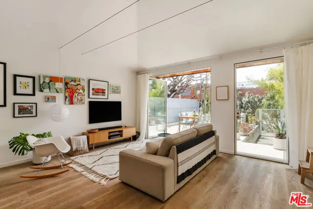 706 S Hampton Drive, Venice, CA 90291 - #1
