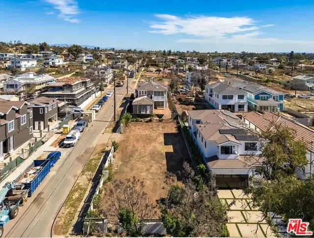 958 Embury Street, Pacific Palisades, CA 90272 - #1