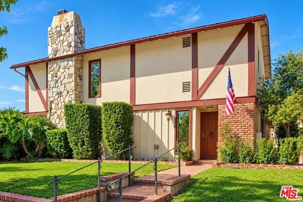 707 E Palm Avenue, Burbank, CA 91501