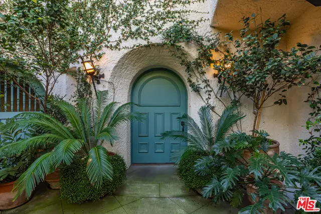 8440 Harold Way, West Hollywood, CA 90069 - #3