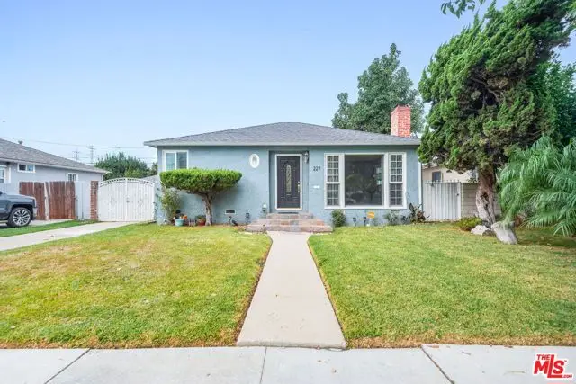 227 W Fuego Street, Long Beach, CA 90805 - #2