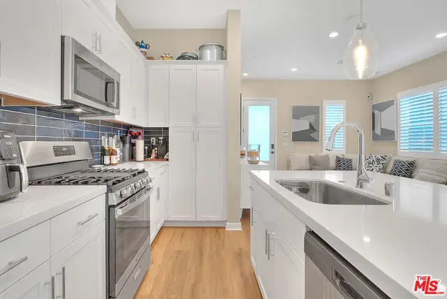 2432 E Hyde Paseo, Ontario, CA 91762 - #3