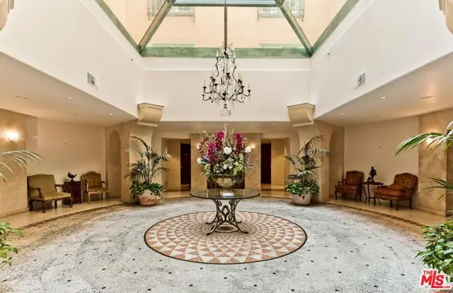 11500 San Vicente Boulevard #221, Los Angeles, CA 90049 - Image #3