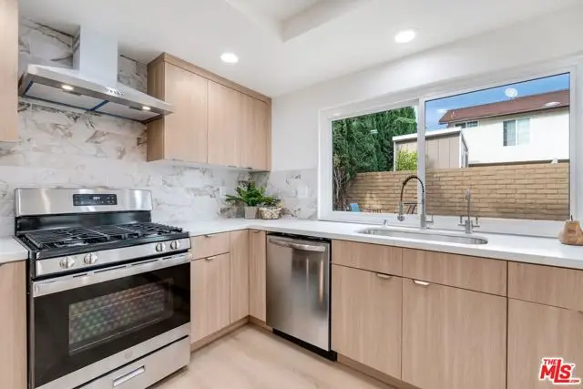 20657 Septo Street, Chatsworth, CA 91311 - #3